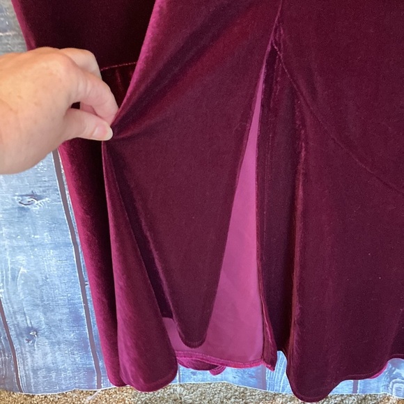 Lane Bryant Burgundy Velvet MIDI Front Slit Dress Size 18/20 Event Holiday Party - Picture 6 of 16